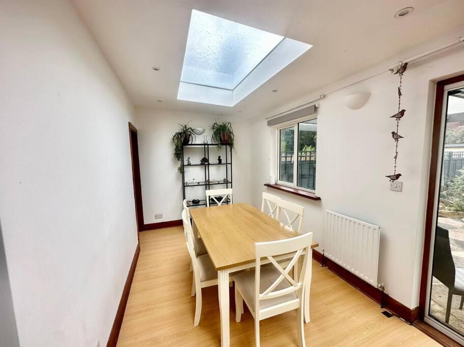 4 Bed House In Daneby Road,Se6 Villa Catford Екстериор снимка