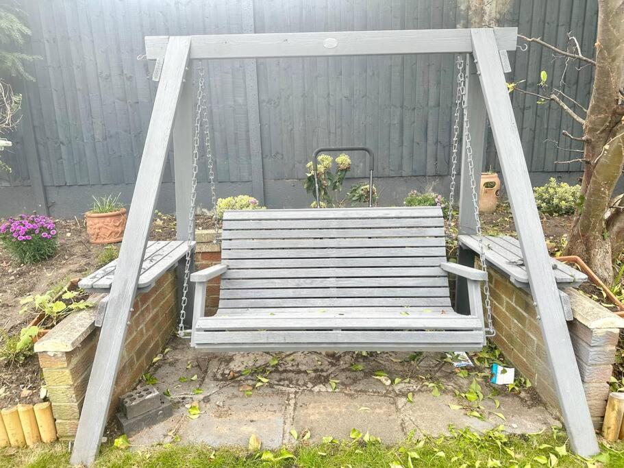 4 Bed House In Daneby Road,Se6 Villa Catford Екстериор снимка