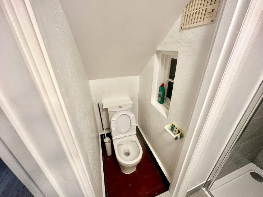 4 Bed House In Daneby Road,Se6 Villa Catford Екстериор снимка