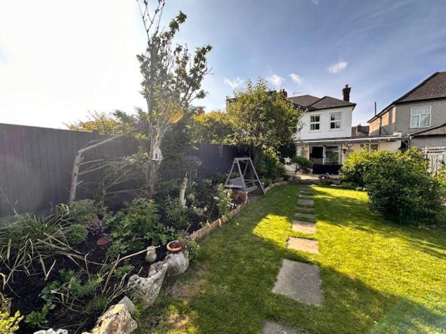 4 Bed House In Daneby Road,Se6 Villa Catford Екстериор снимка
